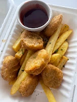 Kids Chicken Nuggets and Chips